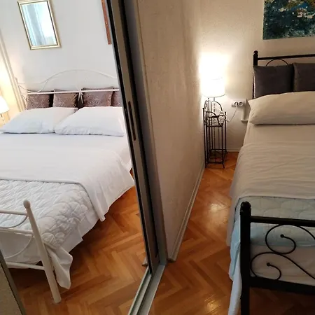 Suzana 2br With Balcony * 斯普利特