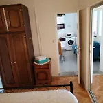 Suzana 2br With Balcony Appartamento *