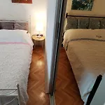 Suzana 2br With Balcony