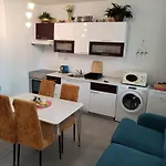 Appartamento Suzana 2br With Balcony Spalato