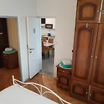 Suzana 2br With Balcony Spalato