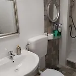 Suzana 2br With Balcony *