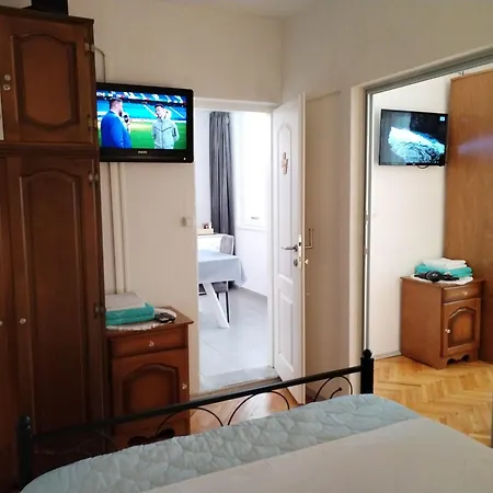 Suzana 2br With Balcony Apartmán