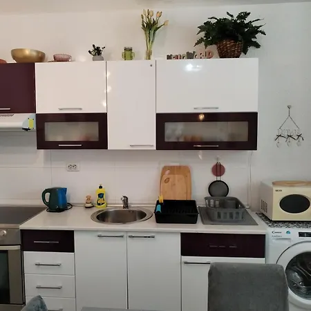 Suzana 2br With Balcony Apartmán