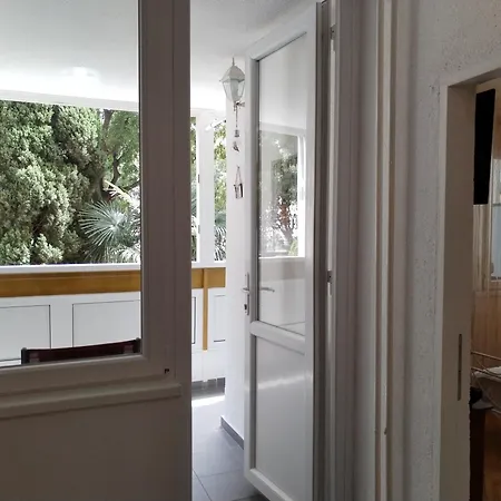 Suzana 2br With Balcony Daire Split