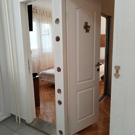 Apartamento Suzana 2br With Balcony Split