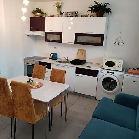 Suzana 2br With Balcony Lejlighed