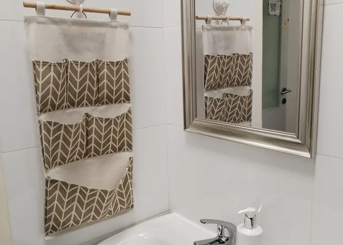 Suzana 2br With Balcony Split