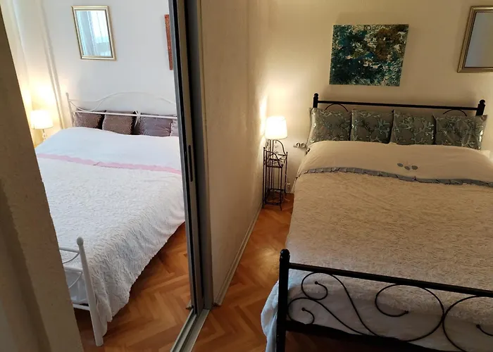 Suzana 2br With Balcony