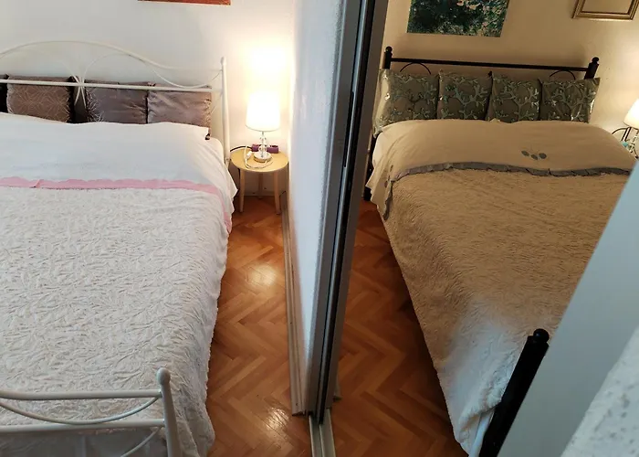 Suzana 2br With Balcony