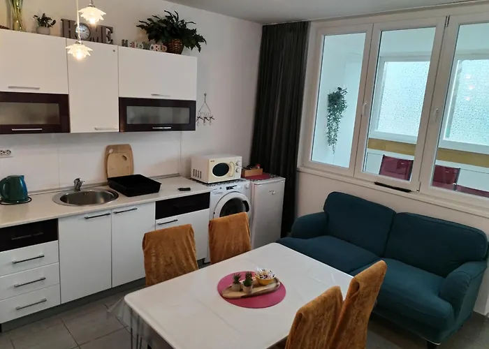 Suzana 2br With Balcony Apartmán