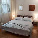 Apartment Suzana 2br With Balcony *